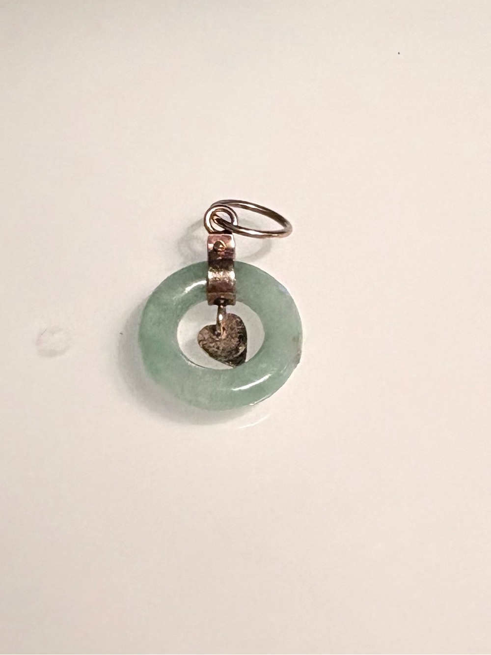 Vintage Light Green Jade 10k Gold Donut w/ Small Heart Center Accent Necklace